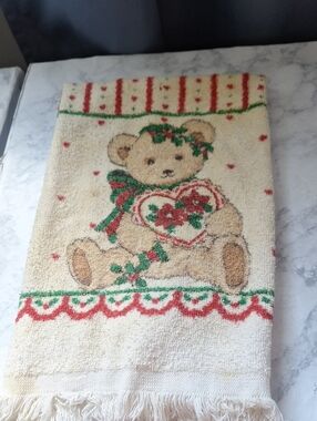 Vintage Cannon Cream Teddy Bear Heart Holiday Towel with Red & Green Accents